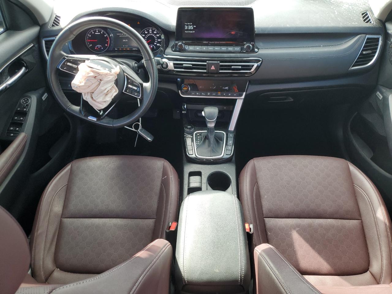 2023 KIA SELTOS SX VIN:KNDETCA24P7352126