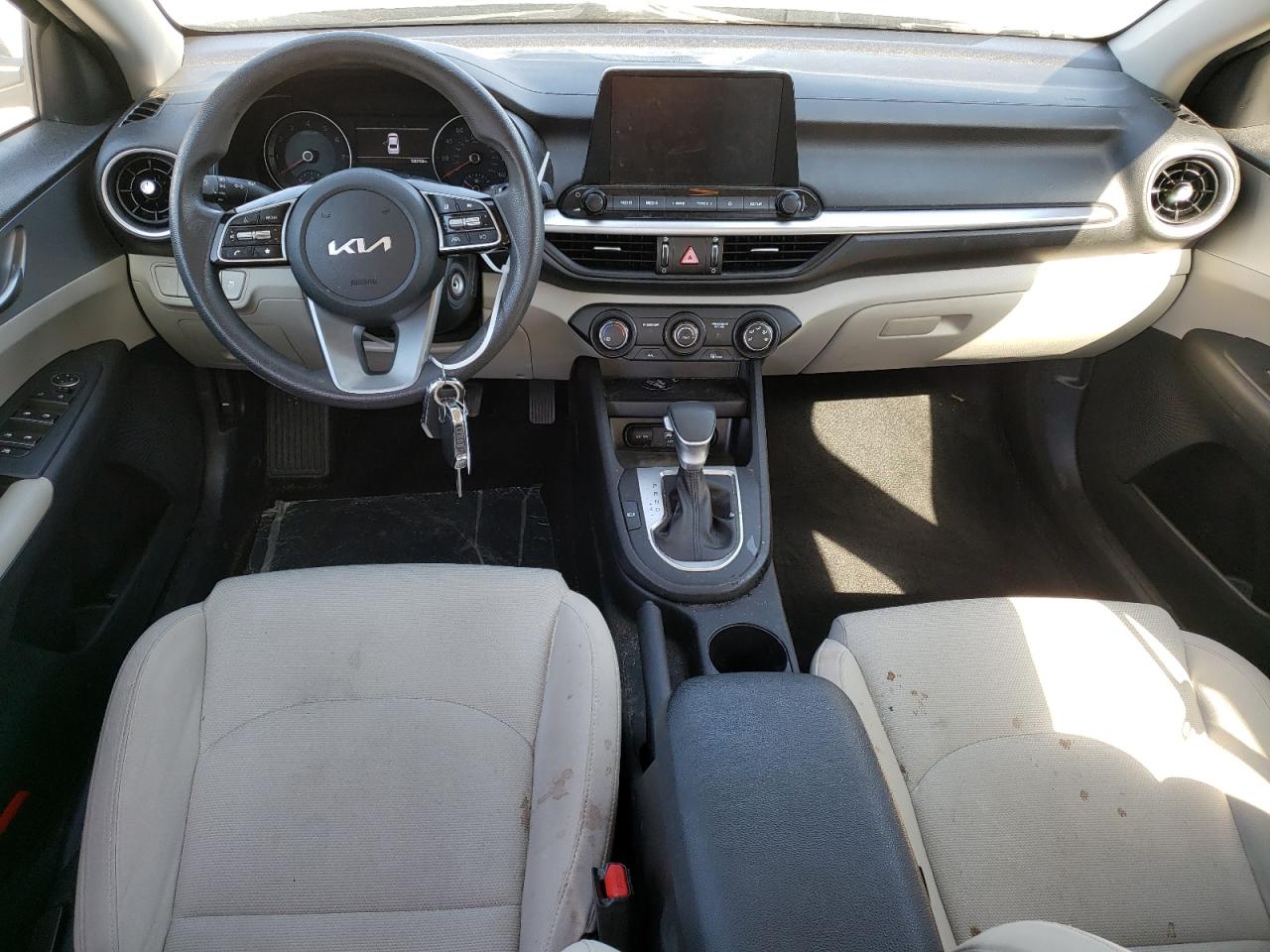 2022 KIA FORTE FE VIN:3KPF24AD0NE439193