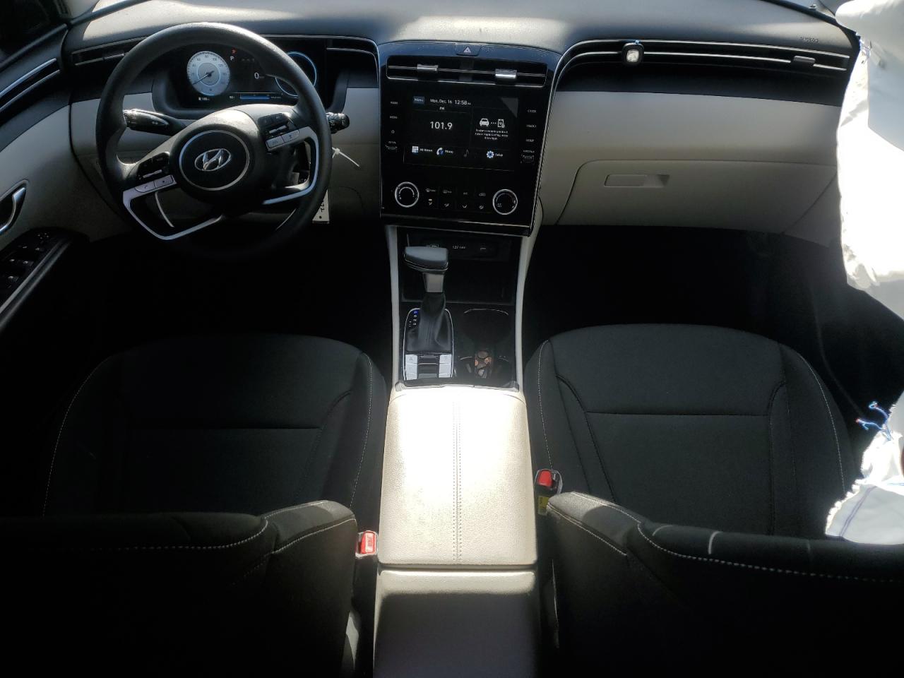 2024 HYUNDAI TUCSON SE VIN:5NMJACDE0RH438636