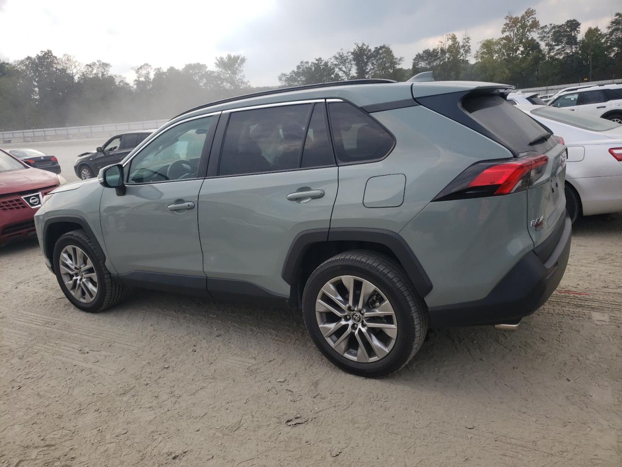 2022 TOYOTA RAV4 XLE PREMIUM VIN:2T3C1RFVXNW215017