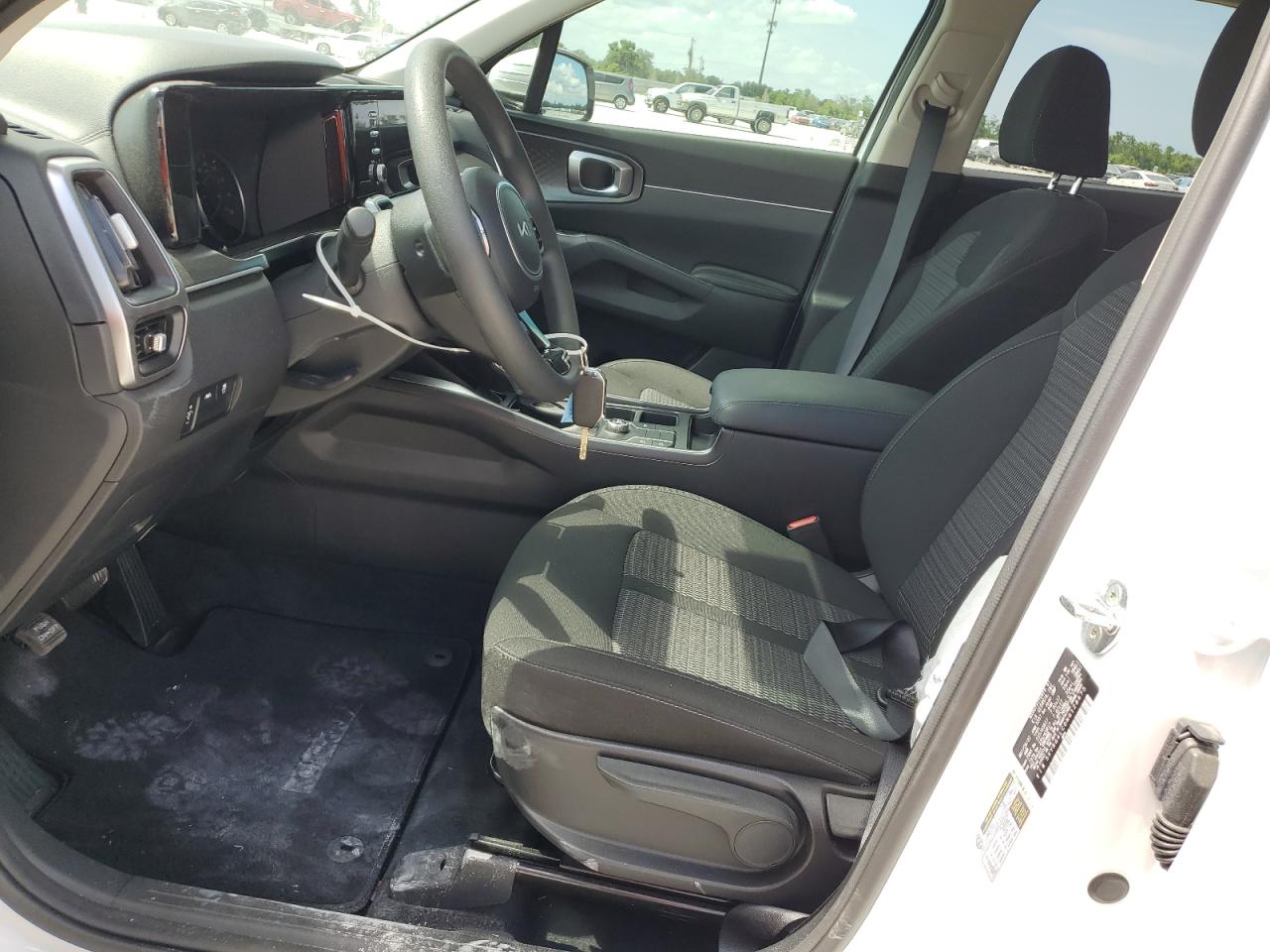 2022 KIA SORENTO LX VIN:5XYRG4LC0NG128675