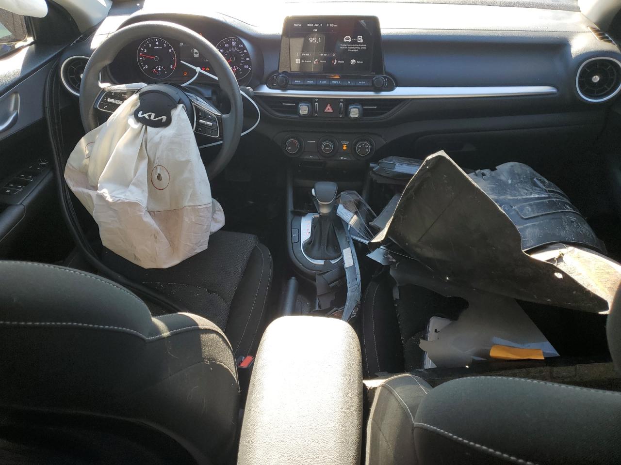 2023 KIA FORTE LX VIN:3KPF24ADXPE601186