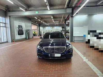 2018 Mercedes-Benz E 220 VIN: