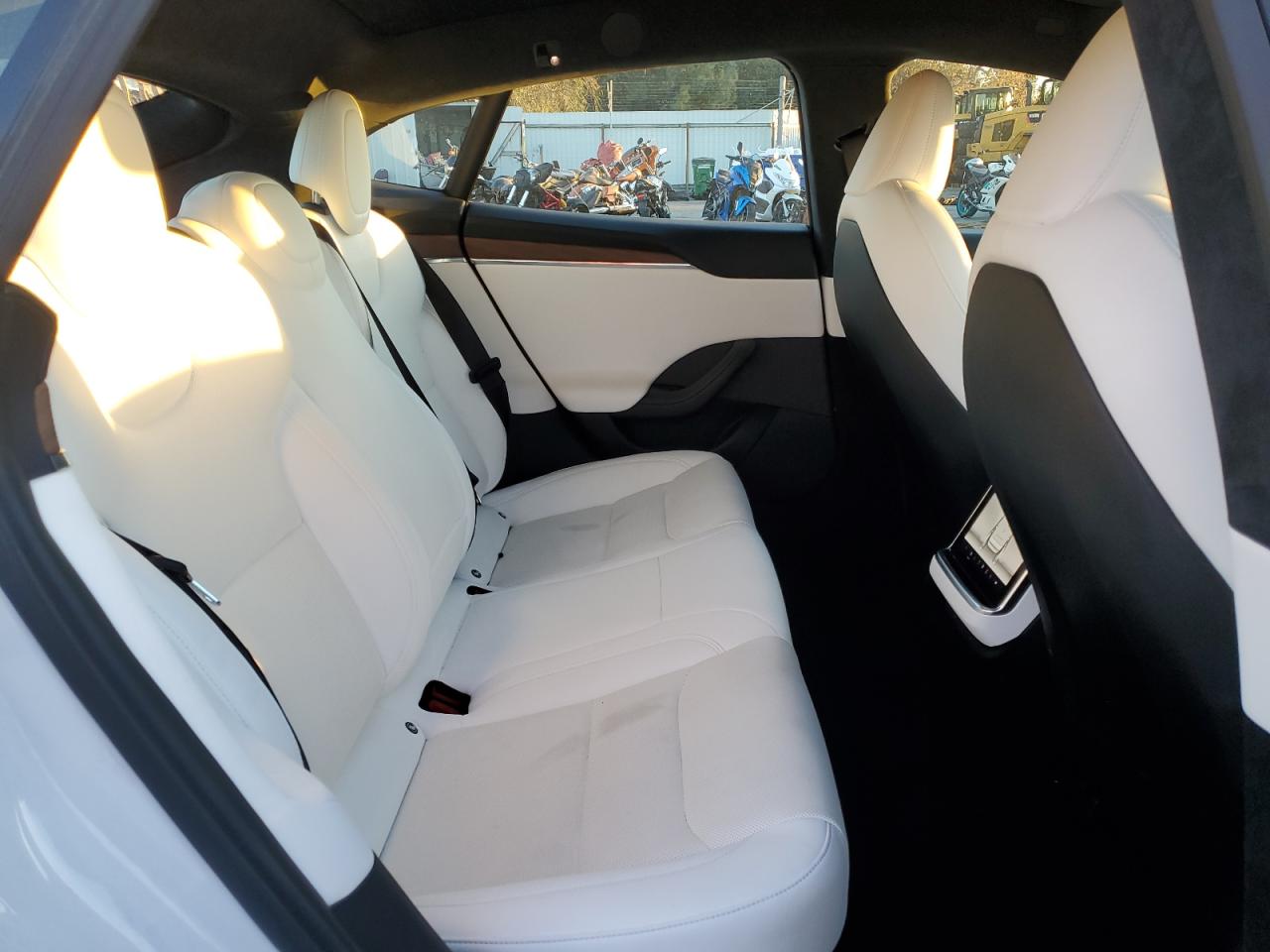2022 TESLA MODEL S  VIN:5YJSA1E55NF491934