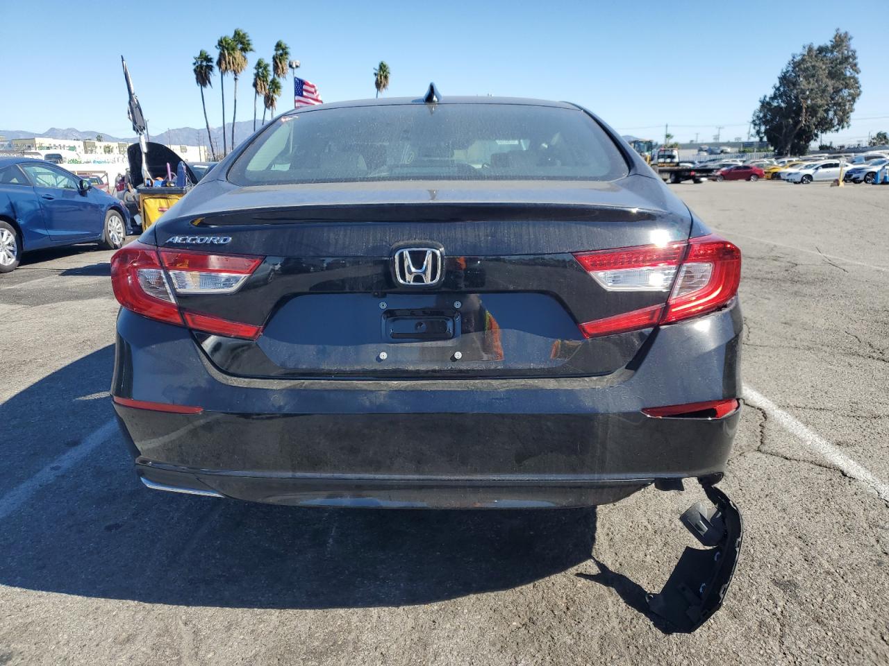 2022 HONDA ACCORD LX VIN:1HGCV1F15NA069225