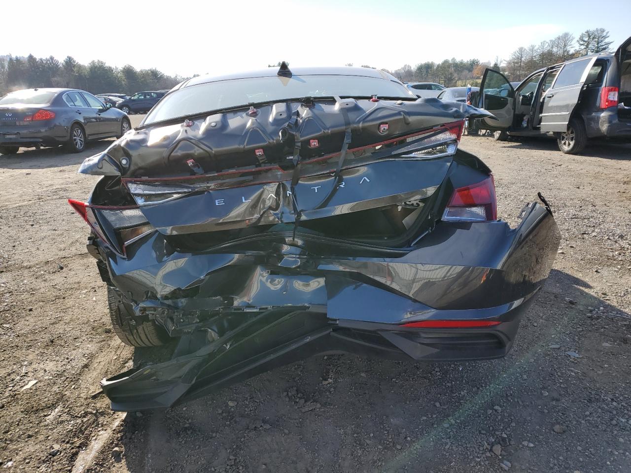 2023 HYUNDAI ELANTRA SEL VIN:5NPLS4AG4PH112579