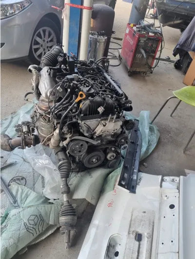 2015 Hyundai Santa FE KMHSW81UBFU511115 VIN:KMHSW81UBFU511115