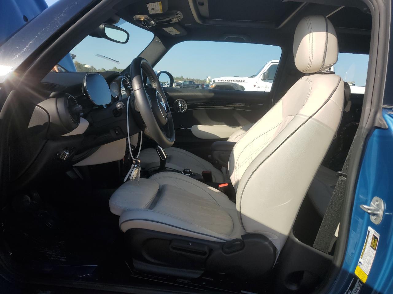 2024 MINI COOPER SE VIN:WMW13DJ01R2U85703