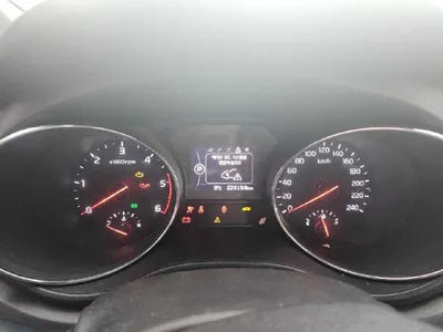 2015 Kia Carnival VIN: