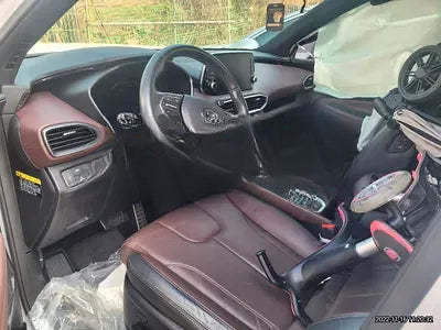 2018 Hyundai Santa FE NONE VIN: