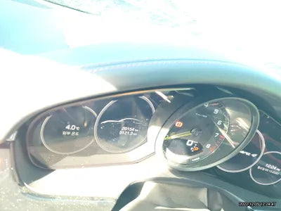 2020 Porsche Panamera VIN: