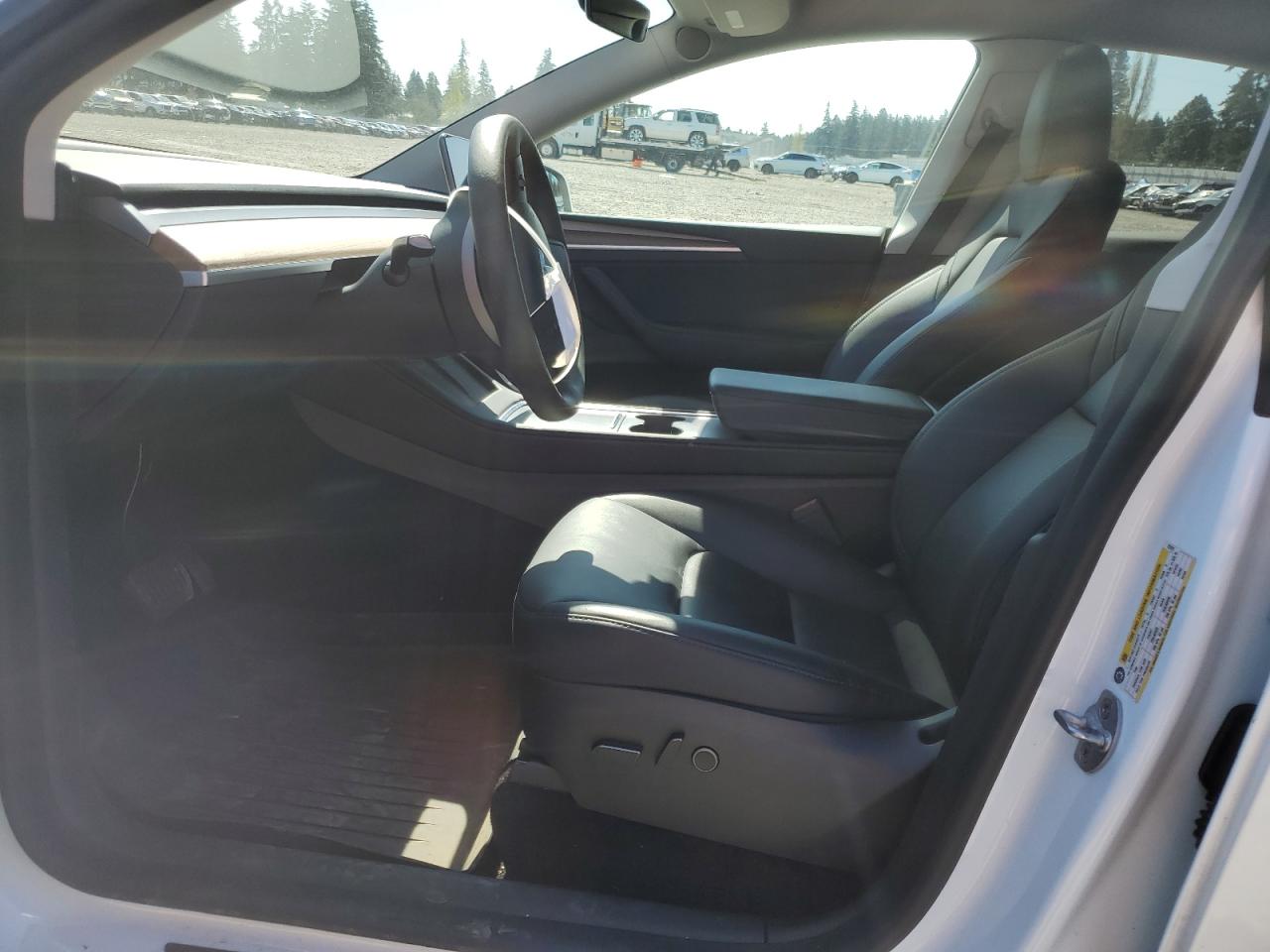 2023 TESLA MODEL Y  VIN:7SAYGDEE3PF751019
