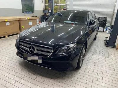 2019 Mercedes-Benz E 220 VIN: