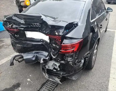 2018 Audi A4 WAUZZZF4XJA180415 VIN:WAUZZZF4XJA180415