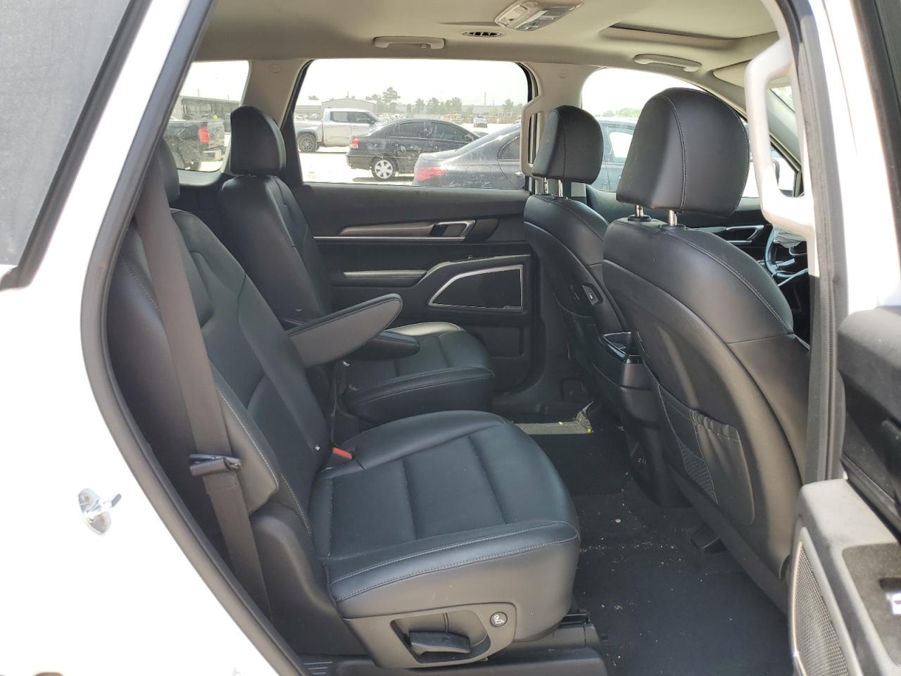 2022 KIA TELLURIDE S VIN:5XYP64HC6NG274193