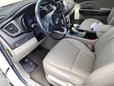 2015 Kia Carnival VIN: