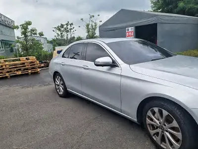 2018 Mercedes-Benz E 300 WDDZF4KB6JA331615 VIN:WDDZF4KB6JA331615