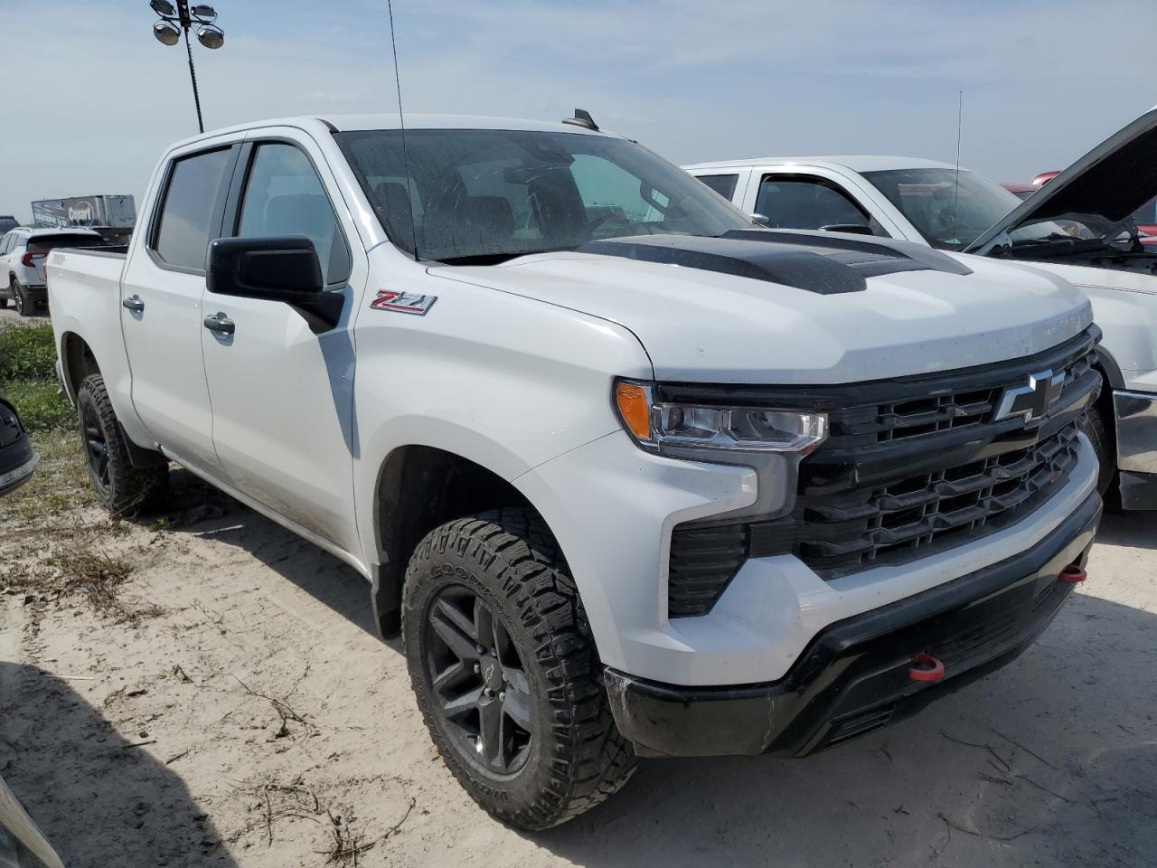 2022 CHEVROLET SILVERADO K1500 LT TRAIL BOSS VIN:3GCUDFED3NG671279