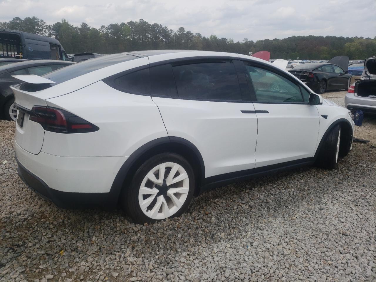 2022 TESLA MODEL X  VIN:7SAXCAE50NF358064