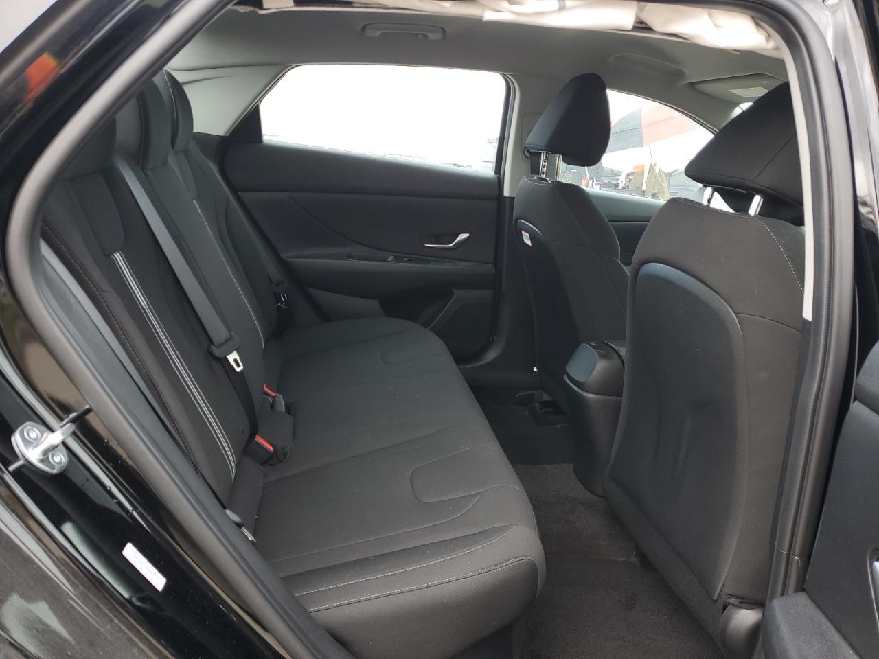 2023 HYUNDAI ELANTRA BLUE VIN:KMHLM4AJ2PU052373