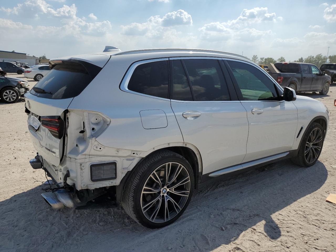 2022 BMW X3 XDRIVE30I VIN:5UX53DP03N9N13996