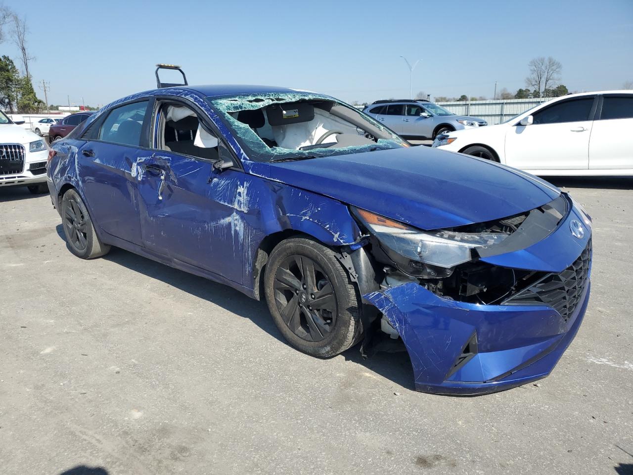 2022 HYUNDAI ELANTRA SEL VIN:KMHLM4AG5NU335092