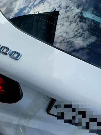 2019 Mercedes-Benz GLC 300 VIN: