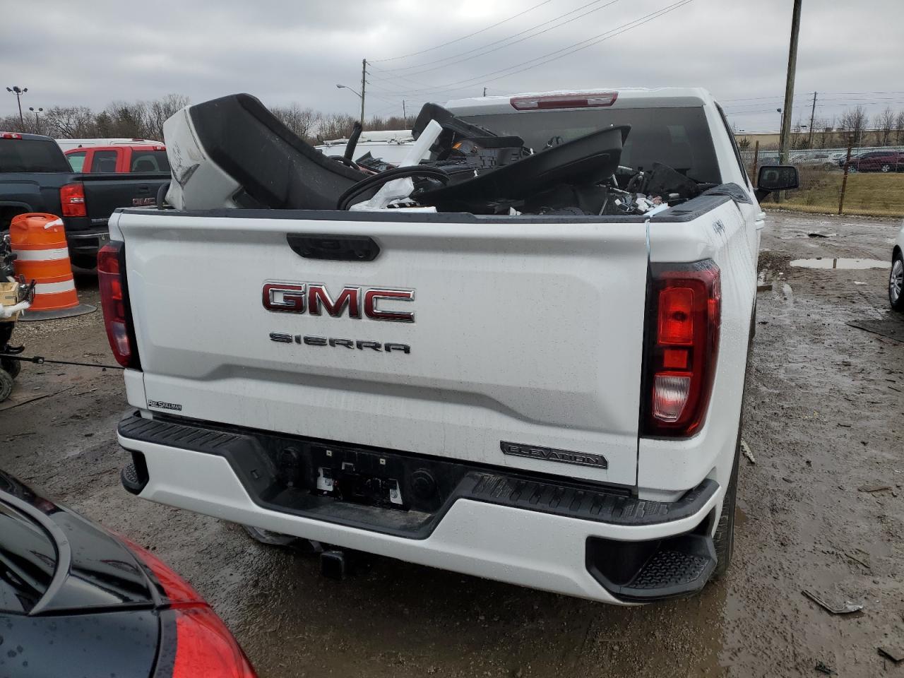 2024 GMC SIERRA K1500 ELEVATION-L VIN:1GTRUJEK2RZ350167