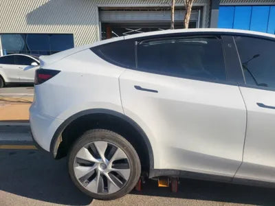2023 Tesla Model Y VIN:
