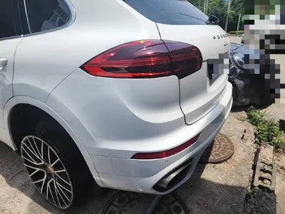 2015 Porsche Cayenne VIN: