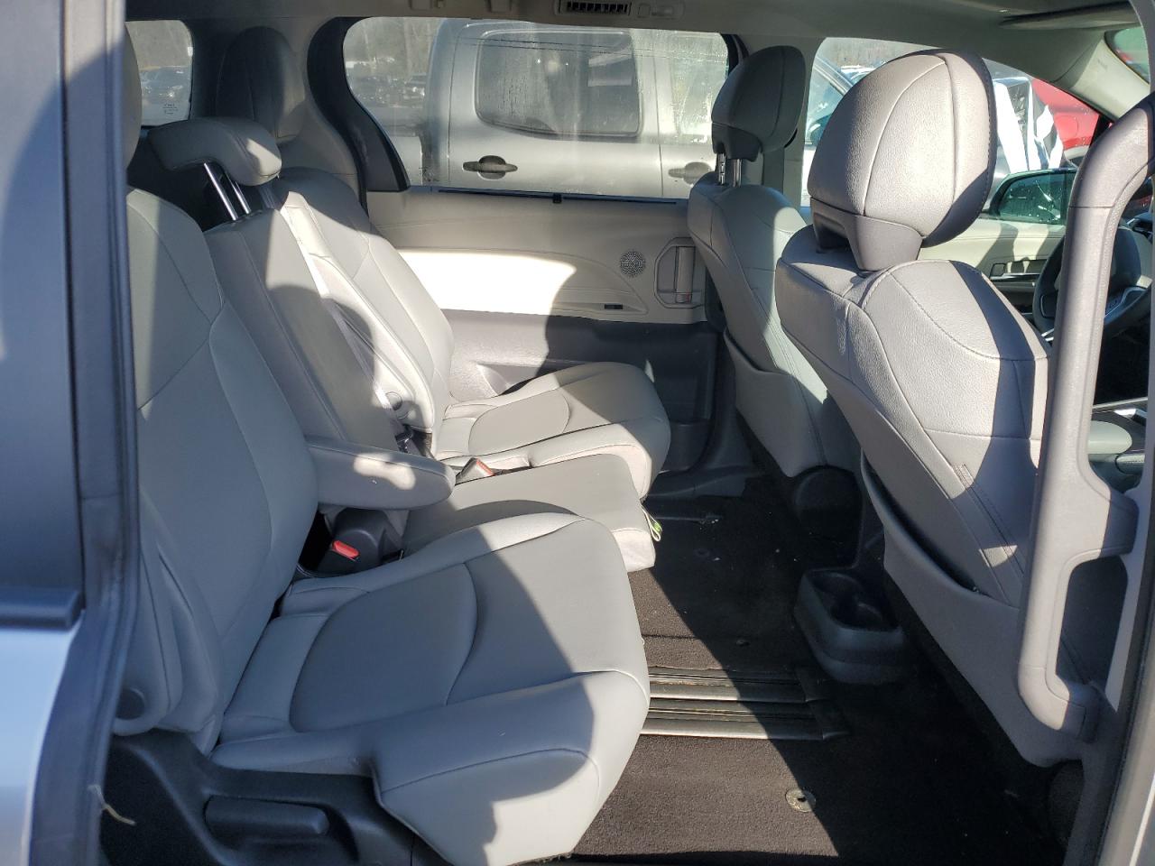 2023 TOYOTA SIENNA XLE VIN:5TDYRKEC1PS156966