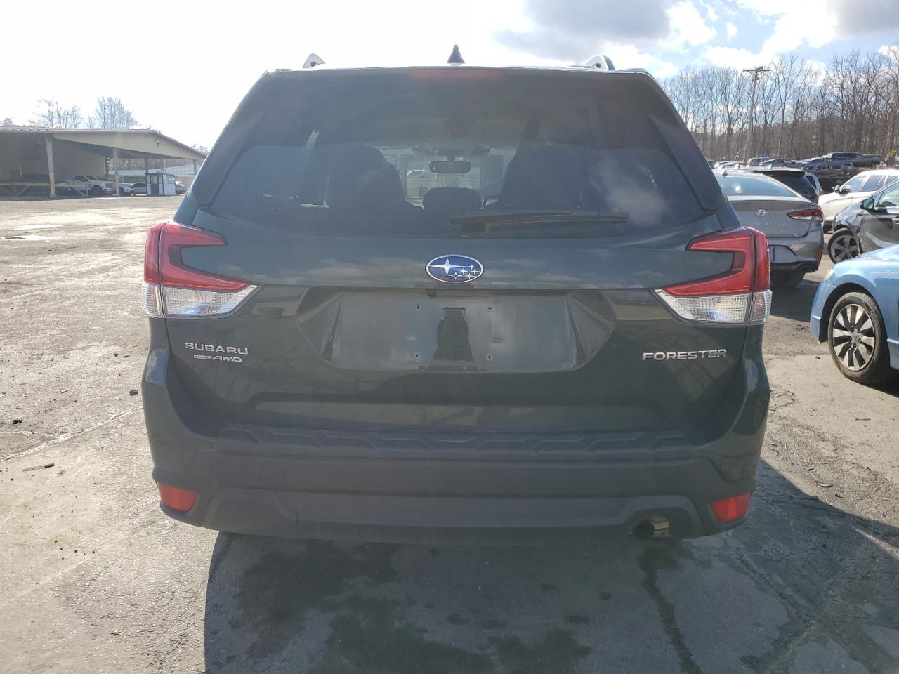 2024 SUBARU FORESTER PREMIUM VIN:JF2SKADC8RH425379