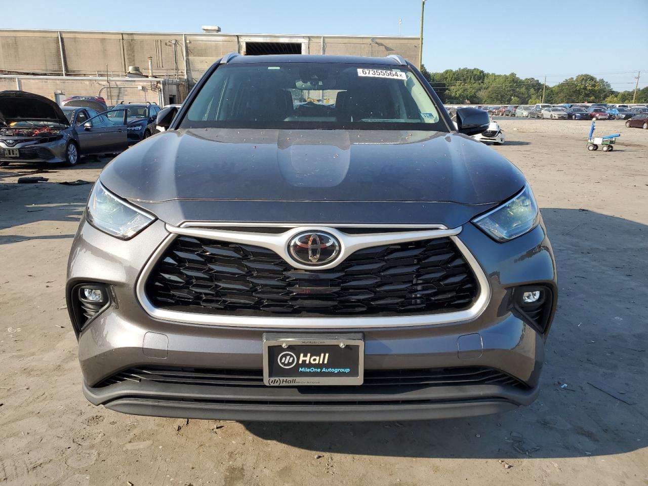 2022 TOYOTA HIGHLANDER XLE VIN:5TDGZRBH6NS568883