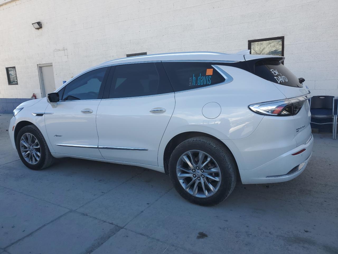2024 BUICK ENCLAVE AVENIR VIN:5GAEVCKW9RJ102996