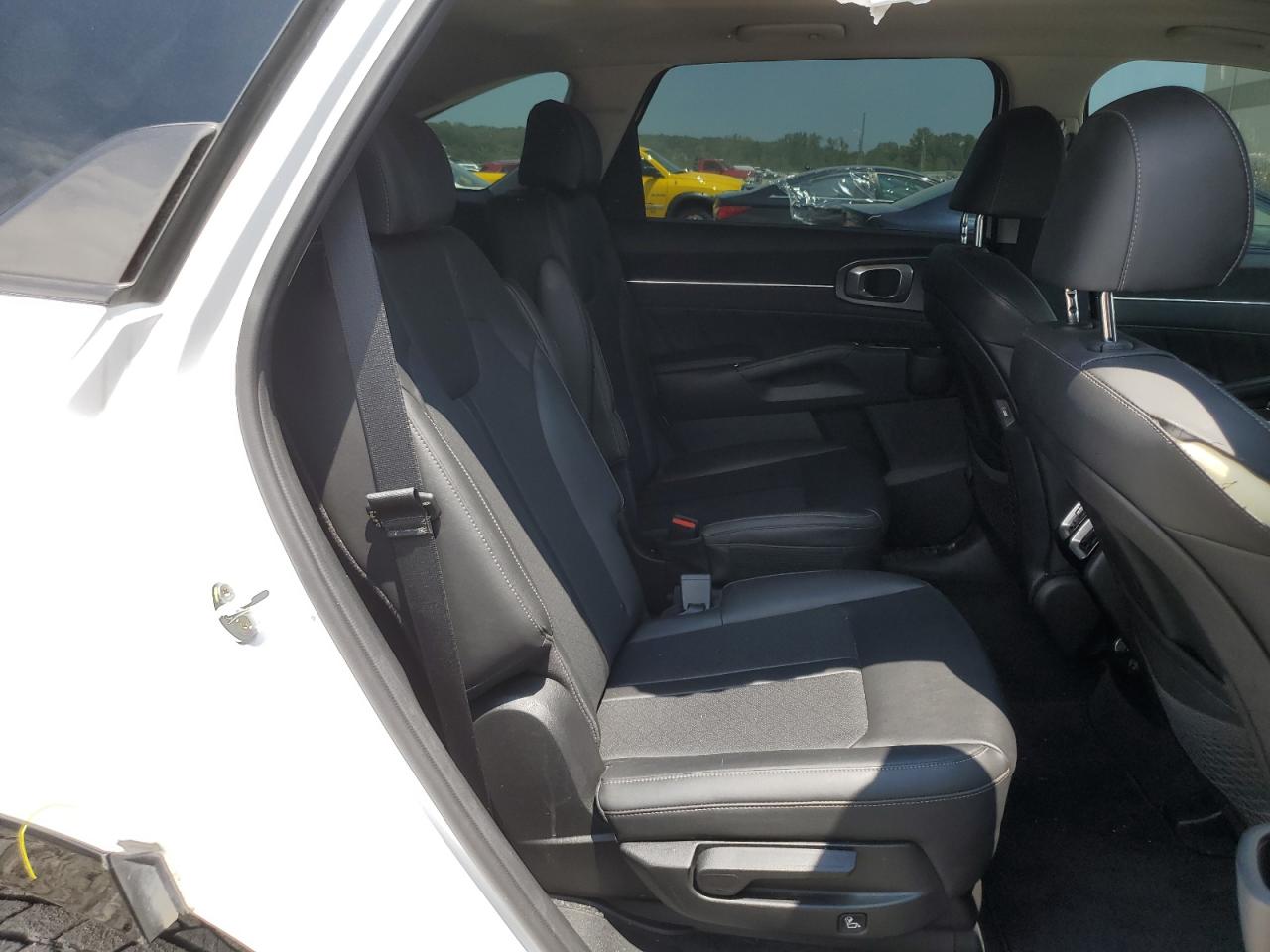 2022 KIA SORENTO SX VIN:5XYRKDLFXNG160199