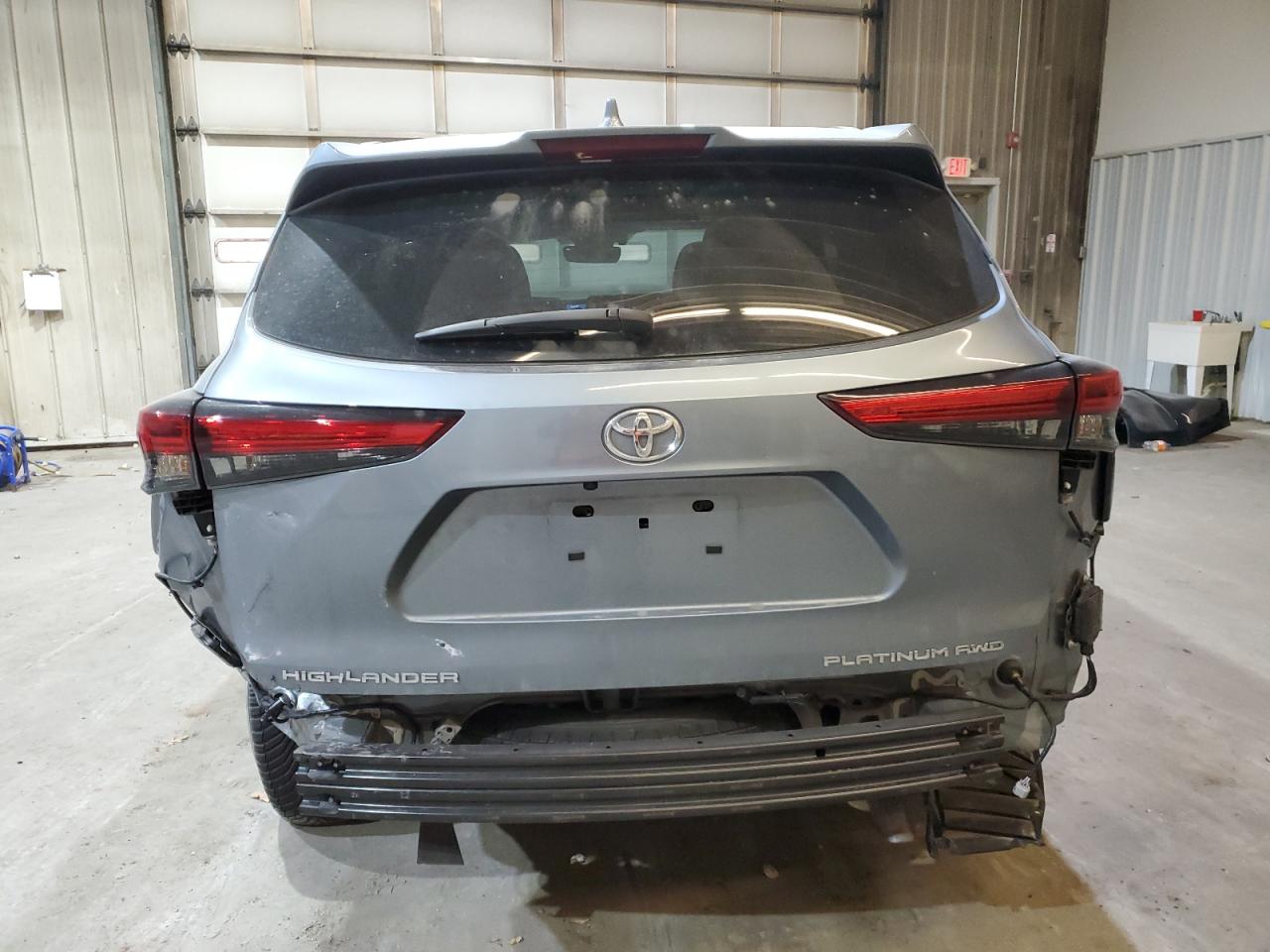 2022 TOYOTA HIGHLANDER PLATINUM VIN:5TDFZRBH3NS219756