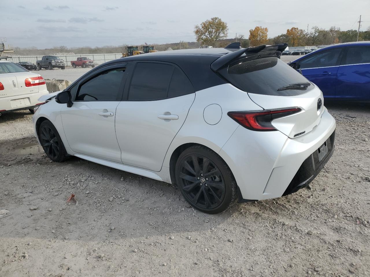 2024 TOYOTA COROLLA XSE VIN:JTNC4MBE2R3216375