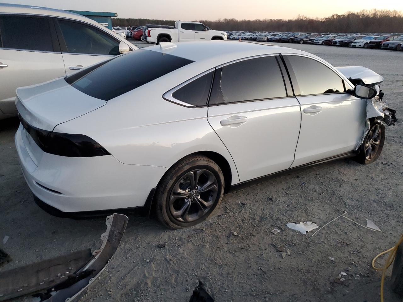 2024 HONDA ACCORD EX VIN:1HGCY1F35RA037924