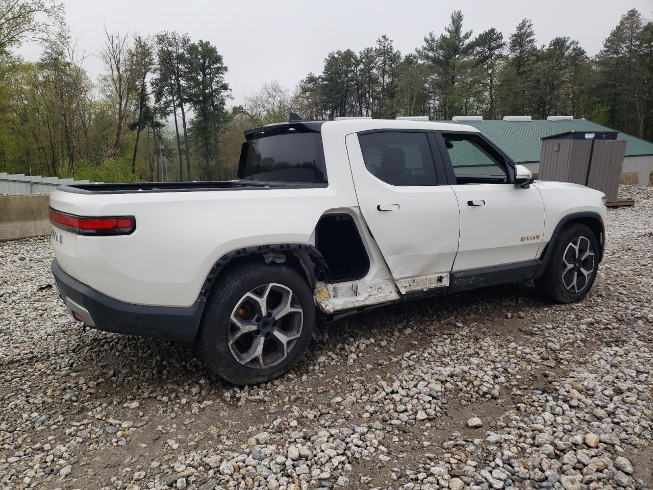 2022 RIVIAN R1T ADVENTURE VIN:7FCTGAAA9NN013419