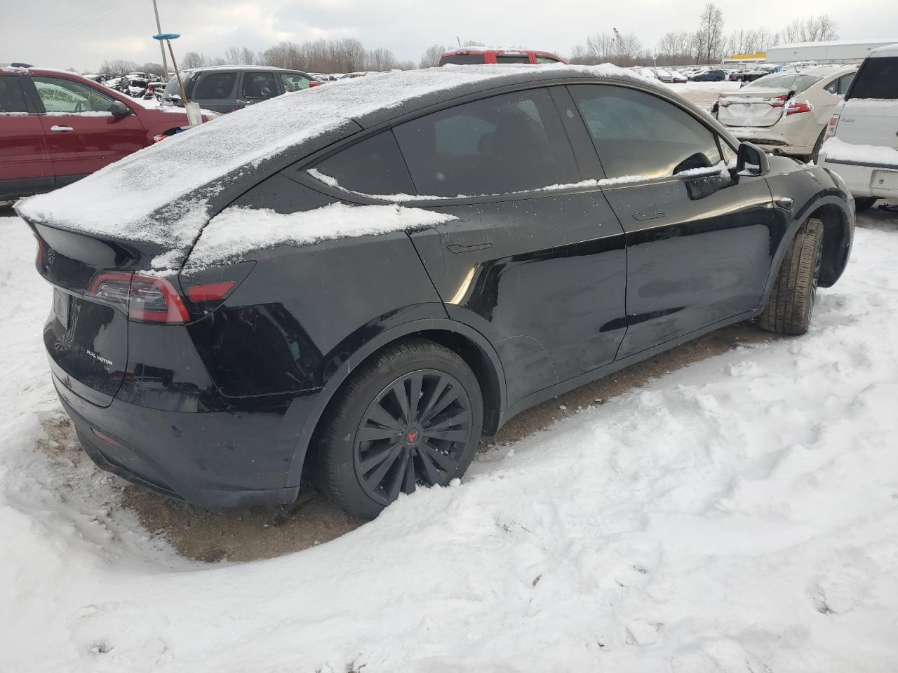 2023 TESLA MODEL Y  VIN:7SAYGDEE9PA181525