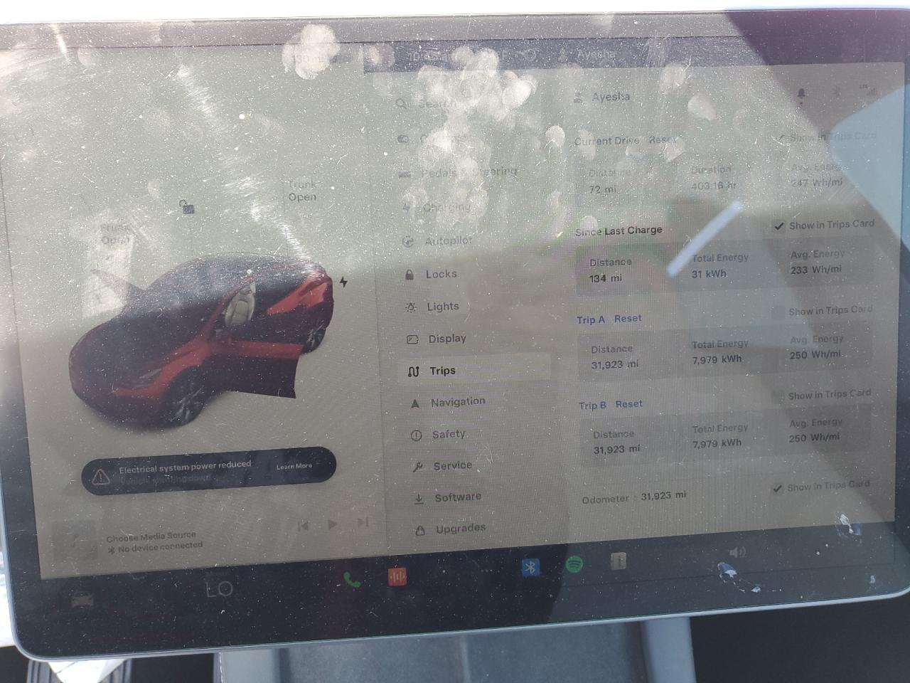 2023 TESLA MODEL Y  VIN:7SAYGAEE9PF649092