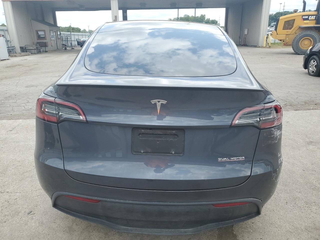 2023 TESLA MODEL Y  VIN:7SAYGDEFXPF956118