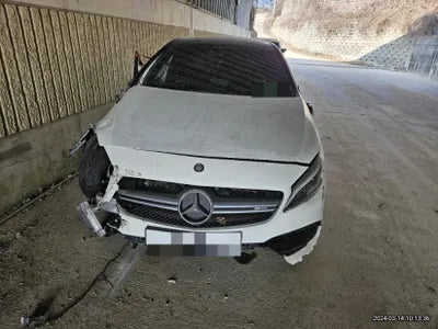 2016 Mercedes-Benz A 45 AMG VIN: