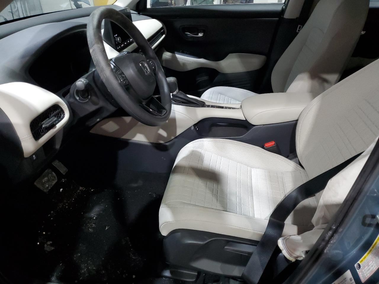 2024 HONDA HR-V LX VIN:3CZRZ2H33RM710621