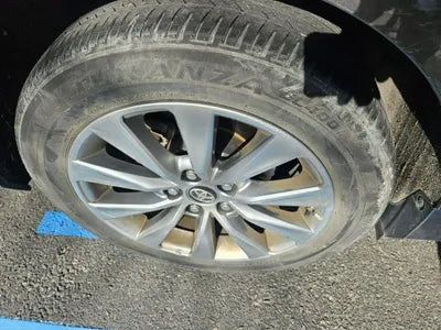 2017 Toyota Camry VIN: