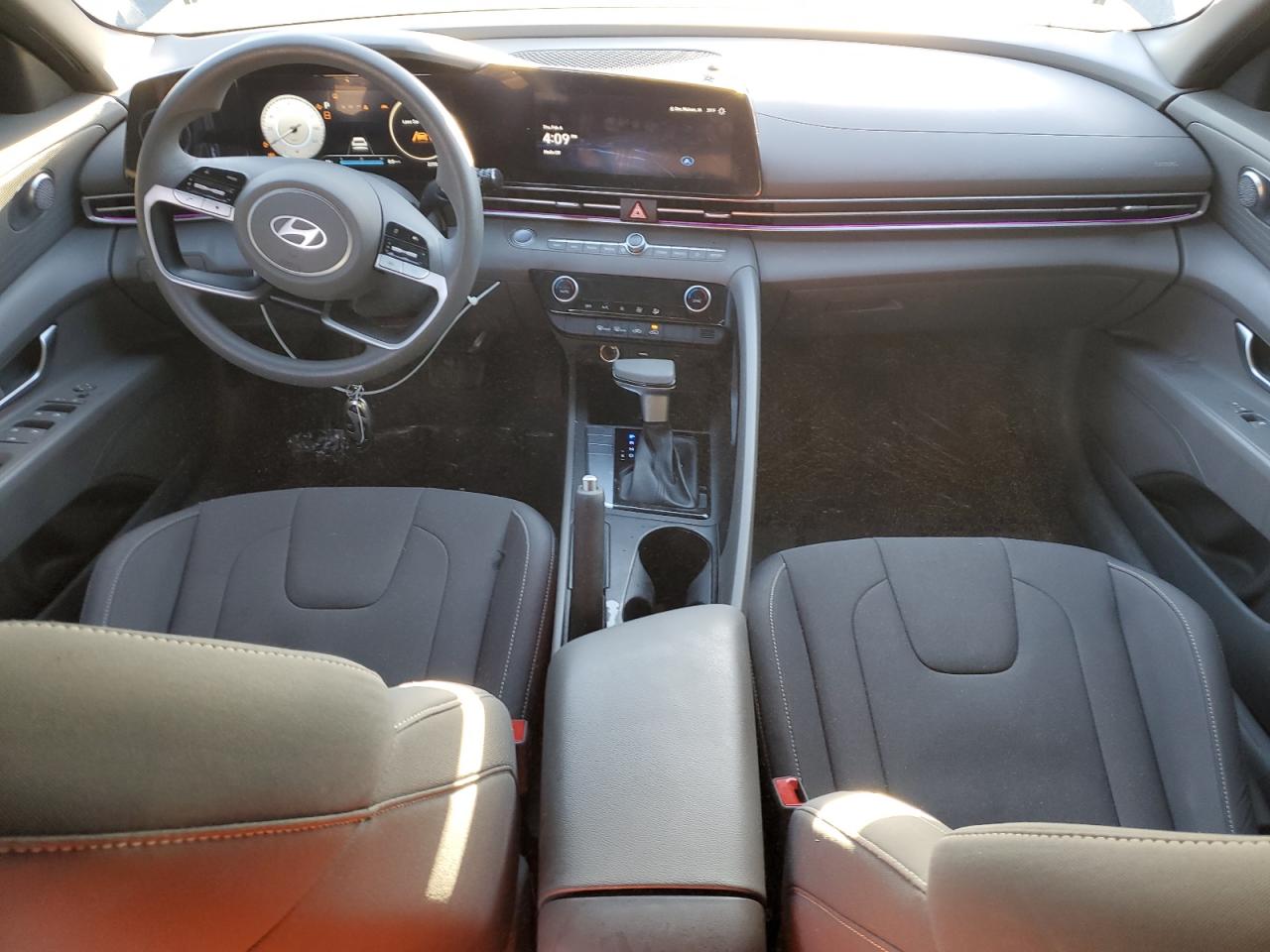 2024 HYUNDAI ELANTRA SEL VIN:KMHLM4DG6RU709890