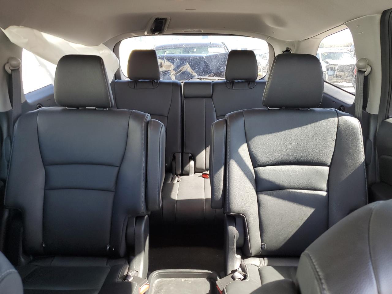 2022 HONDA PILOT TOURING VIN:5FNYF6H69NB017627