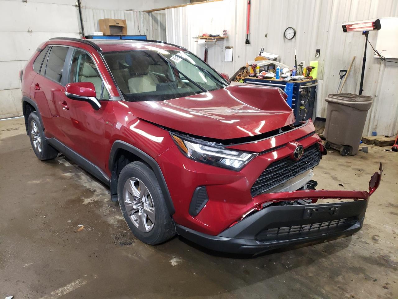 2023 TOYOTA RAV4 XLE VIN:2T3P1RFV8PW332227