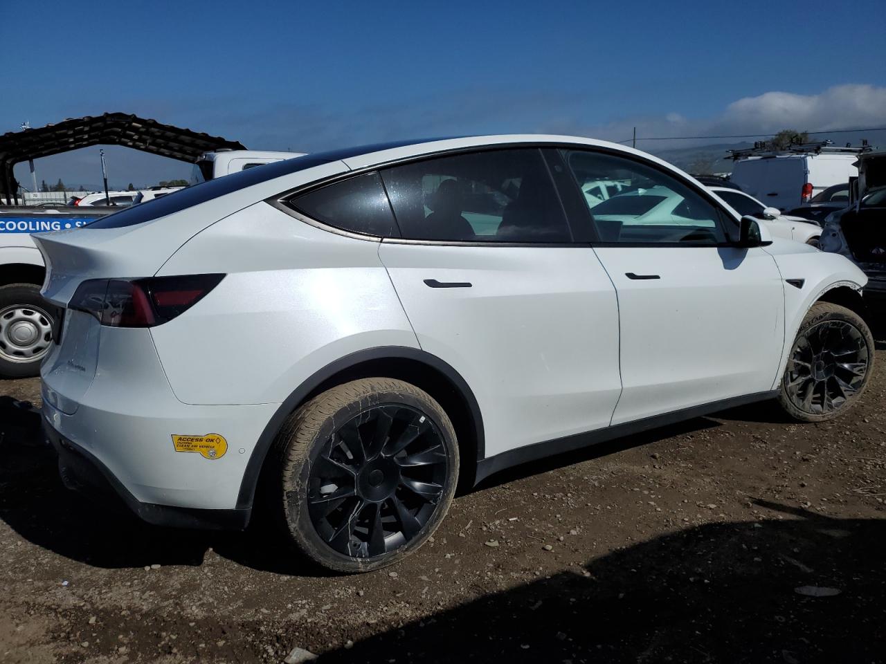 2022 TESLA MODEL Y  VIN:7SAYGDEEXNF494132