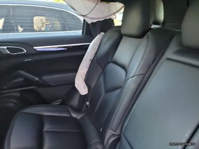 2015 Porsche Cayenne VIN: